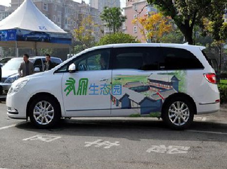 封丘户外车贴喷绘如何保持效果?